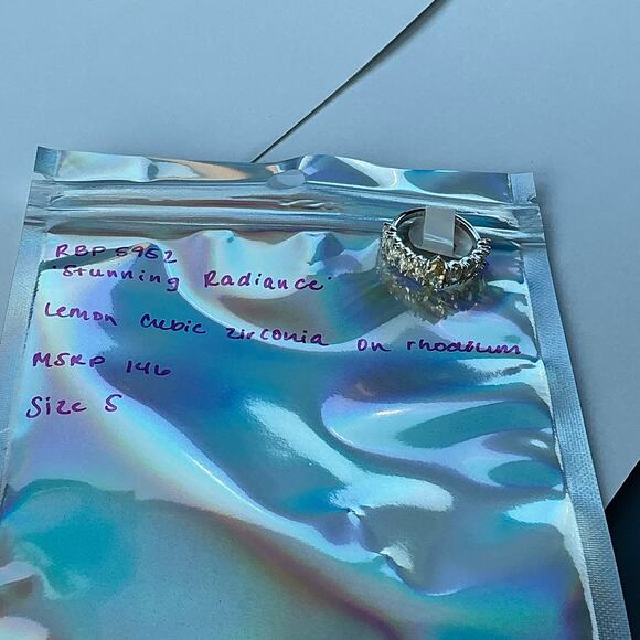 Bomb Party Ring Size 5 "Stunning Radiance" - Picture 3 of 7